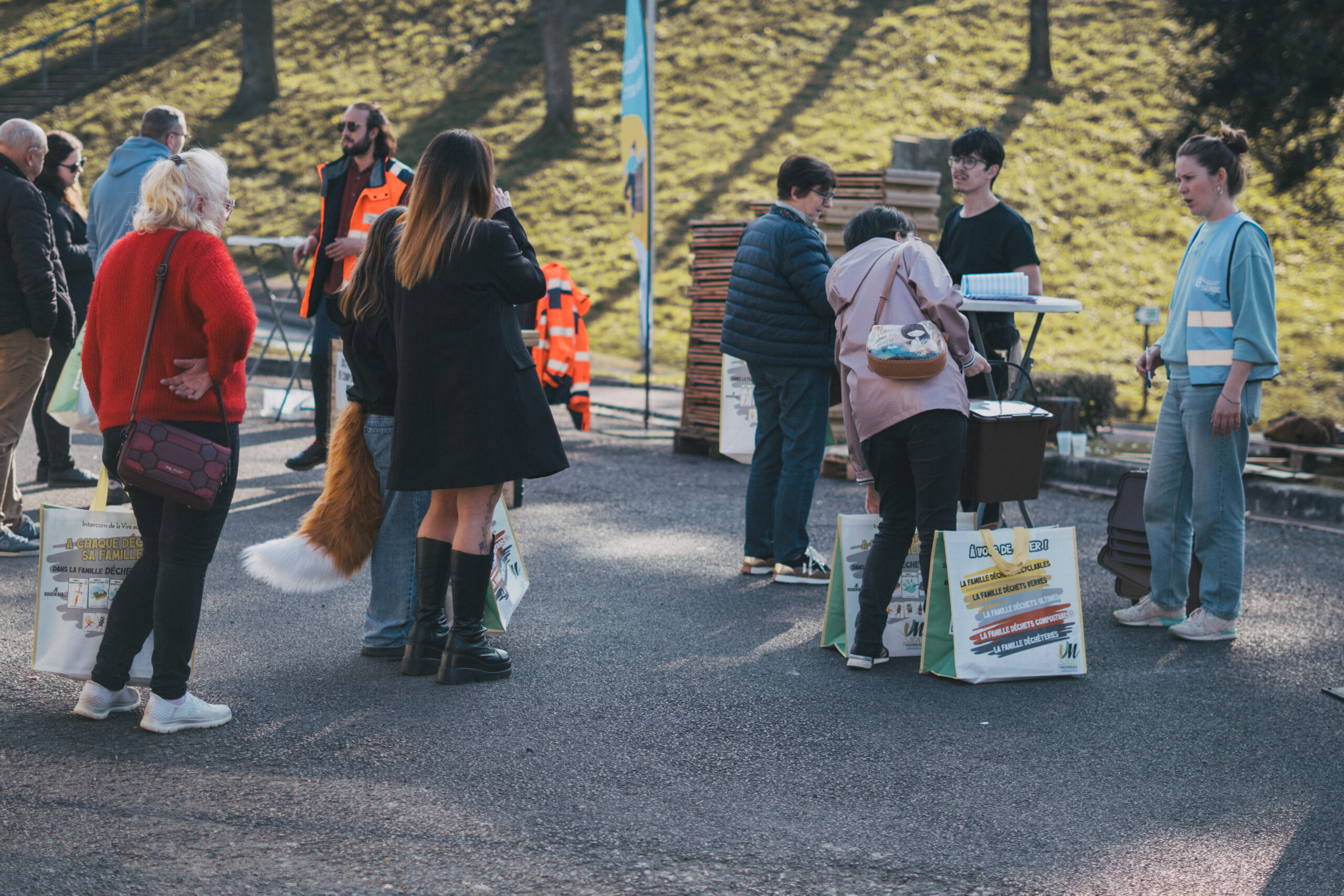 Distribution sacs translucides à Vire